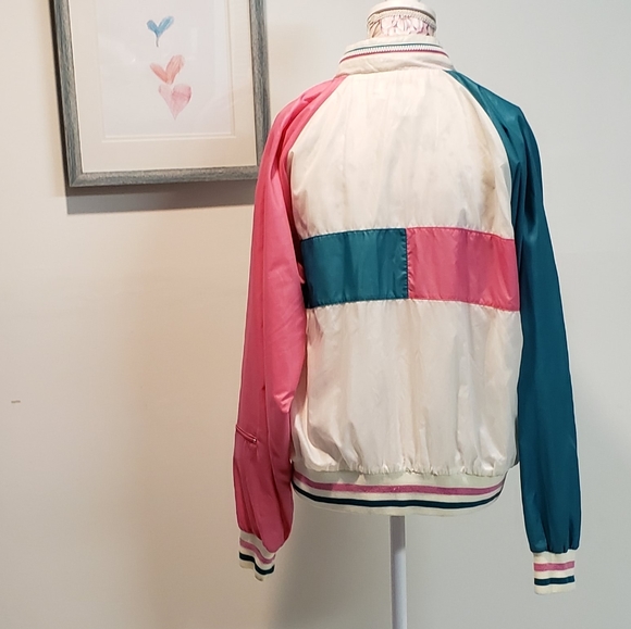 Lamode Windbreaker Jacket - Picture 5 of 5